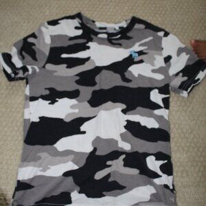 Boys Abercrombie Tee Bundle (9/10)
